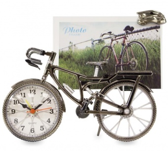 En bike clock with frame