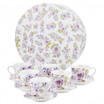 A set of 6 cups with a saucer and a spoon